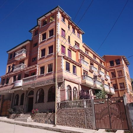 Hostal Real Los Andes Del Lago Copacabana  Dış mekan fotoğraf