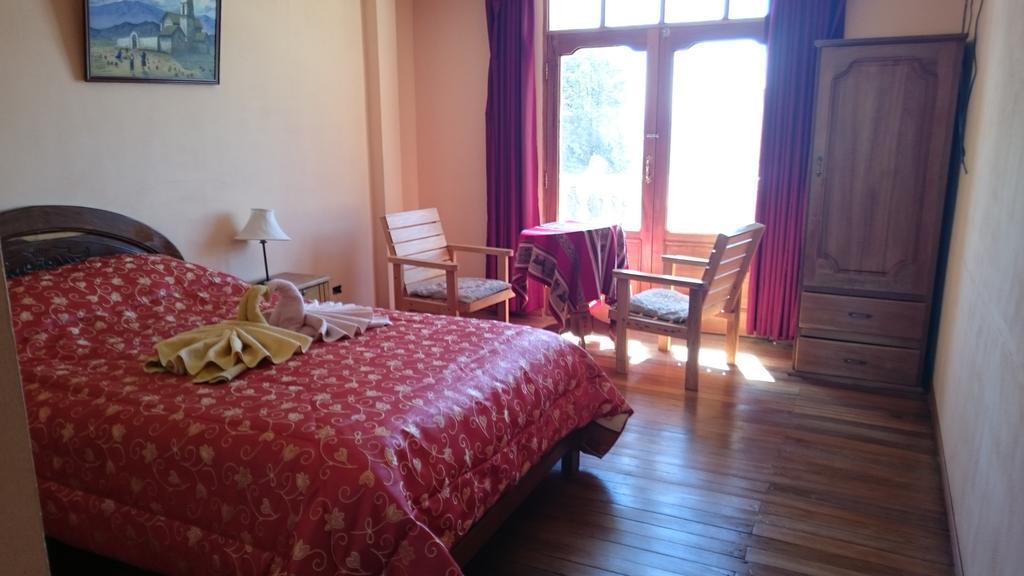 Hostal Real Los Andes Del Lago Copacabana  Oda fotoğraf