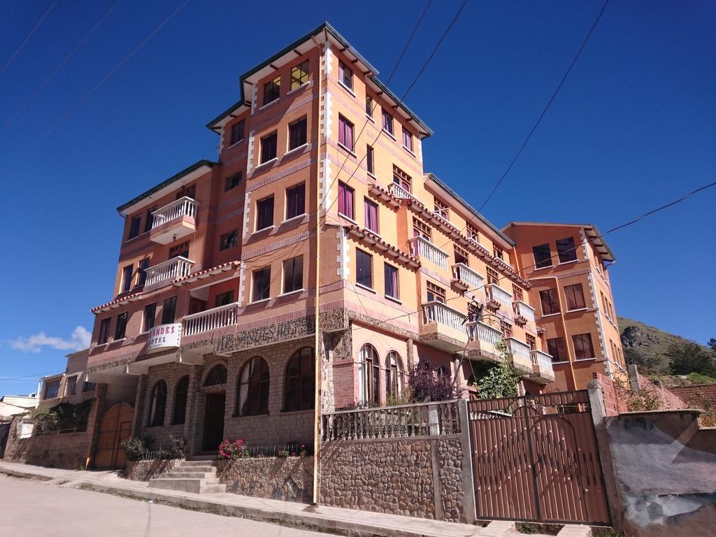 Hostal Real Los Andes Del Lago Copacabana  Dış mekan fotoğraf
