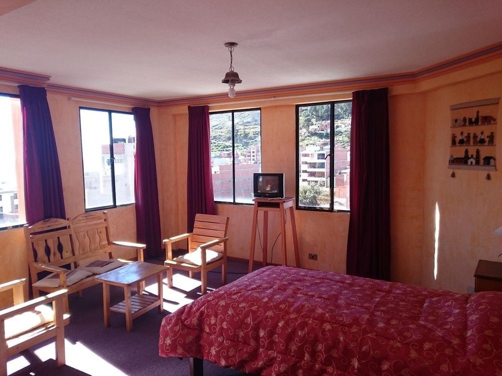 Hostal Real Los Andes Del Lago Copacabana  Dış mekan fotoğraf